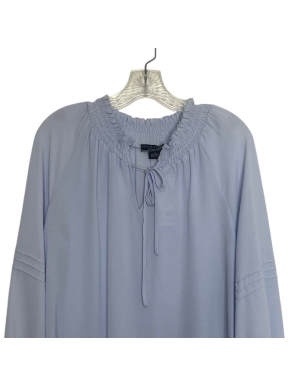 Social Standard By Sanctuary Tallie Peasant Top Large Blue New Smocked Neck Tie‎ - Picture 4 of 10